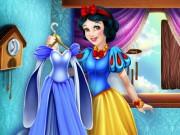 play Snow White'S Closet