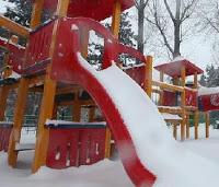 play Abandoned Ski Resort Escape