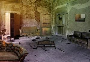 play Old Abandoned House Escape 2