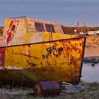 play Abandoned Port Escape