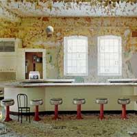 play Abandoned College Escape