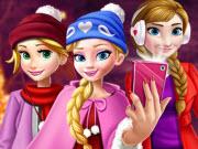 play Princess Christmas Selfie