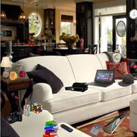 play Hidden-Objects-Couch-Room