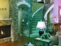 play Isolated Home Escape