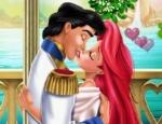 Mermaid Princess Mistletoe Kiss