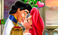 Mermaid Princess Mistletoe Kiss