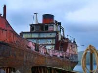 play Abandoned Ship Treasure Escape