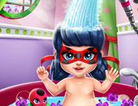 play Miraculous Hero Baby Bath