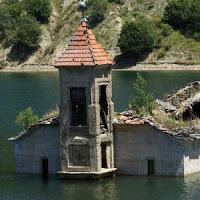 play Abandoned Reservoir Escape