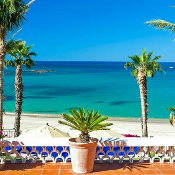 play Golden Beach
