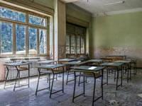 play Abandoned Schoolhouse Escape