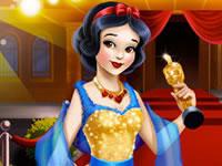 play Snow White Hollywood Glamour