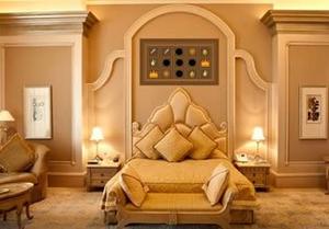 play Emirates Palace Escape