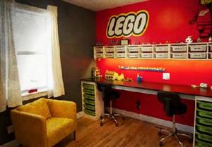 play Lego Guesthouse