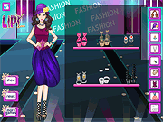 play Exaggerated Jewelry Girl