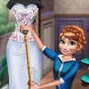 play Famous Dress Designer