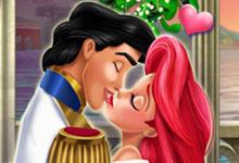 play Mermaid Princess Mistletoe Kiss