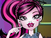 play Draculaura Dentist