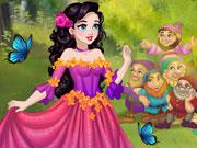 play Snow White Fairytale Dress Up