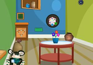 play Little Room Escape