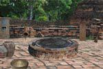 play Ruined Ancient City