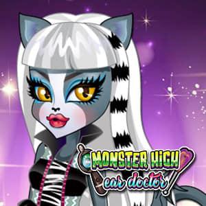 play Monster High Ear Doctor