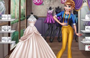 play Famous Dress Designer
