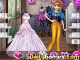 play Famous Dress Designer