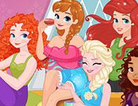 play Style Battle: Disney Princesses