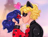 play Miraculous School Kiss