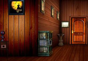 play Halloween Wooden House