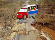 play Cyclone Escape Plan