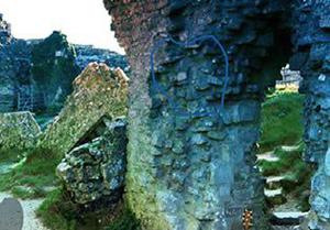 play Ruins Castle Escape