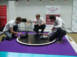 play Robotic Vacuum Sumo