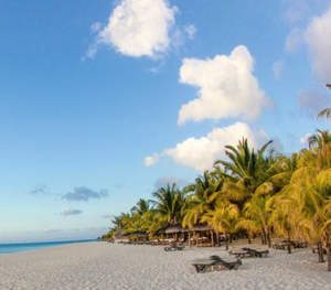 play Bermuda Beach Escape