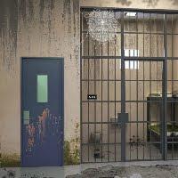 play Ekey Punishment Prison Escape