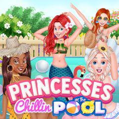 play Princesses Chillin At The Pool