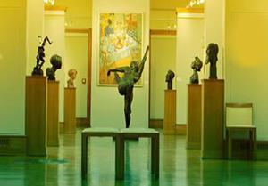 play Searching Ivory In Museum