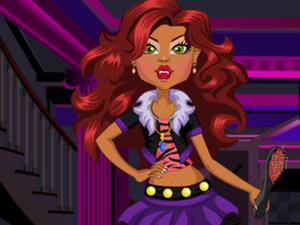 play Clawdeen Wolf Flirting Dressup