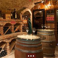 play Gfg Restaurant Wine Cellar Room Escape