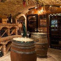 play Gfg Restaurant Wine Cellar Room Escape