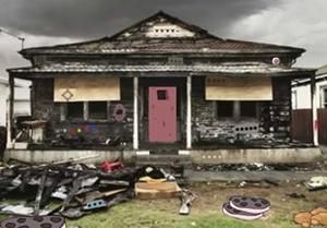 play Damaged Neighbour House Rescue