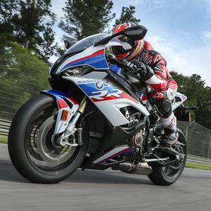 play Drifting Bmw S1000Rr Puzzle