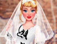 Princesses: Trash My Wedding Dress