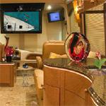 play Hidden-Objects-Luxury-Bus