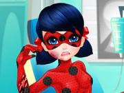 play Dotted-Girl Ambulance For Superhero