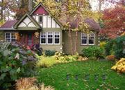 play Autumn House Escape