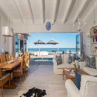 play Fun Beach Living Room Escape