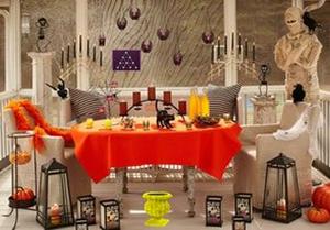 play Glam Gold Halloween Home