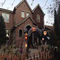 Fun Haunted House Halloween